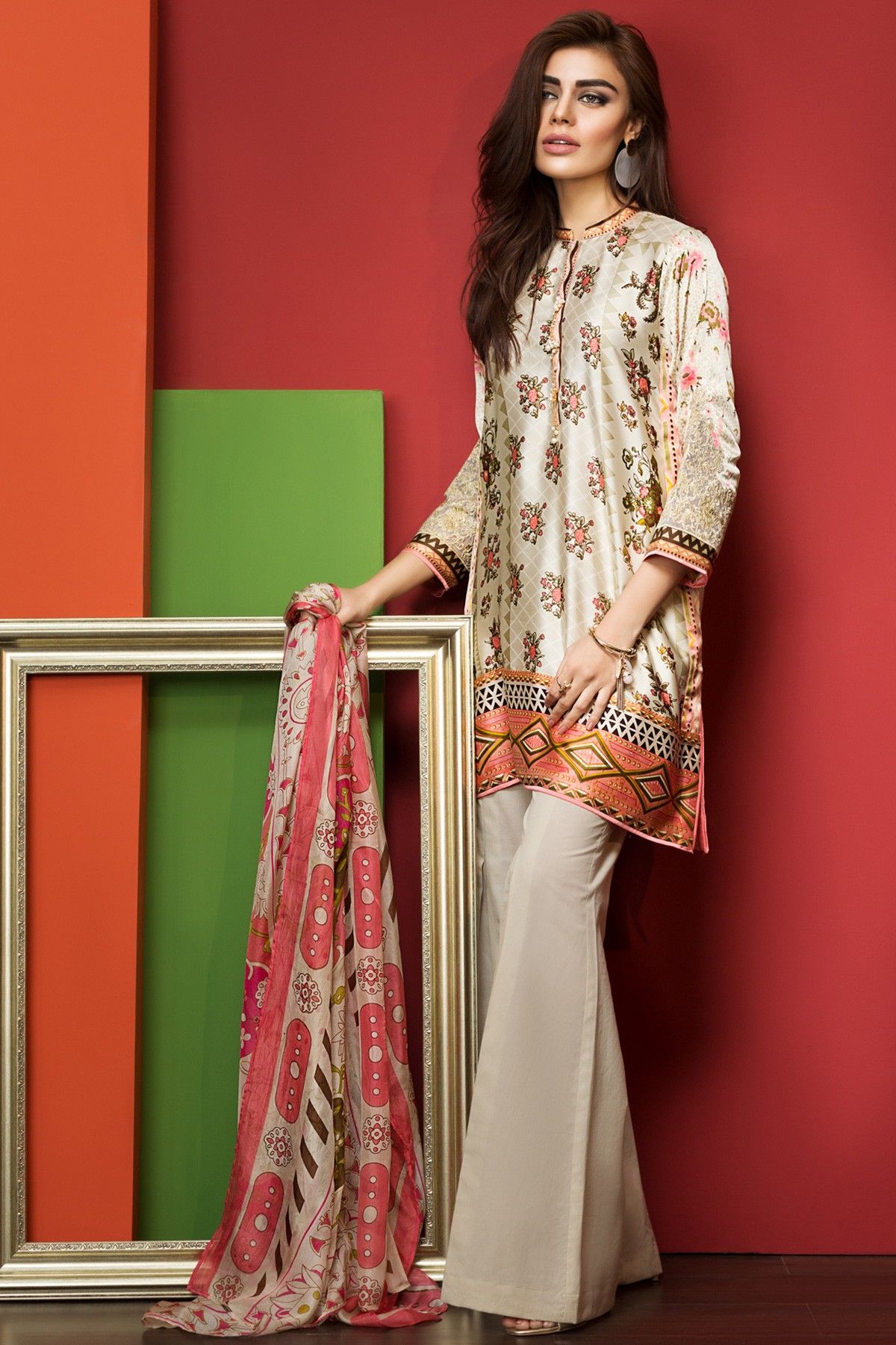 Pakistani lawn Suits with Various Dupatta Combination for the Year 2020